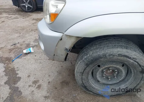 2010 Toyota Tacoma Prerunner V6 from USA, damaged, VIN 3TMKU4HN4AM024773